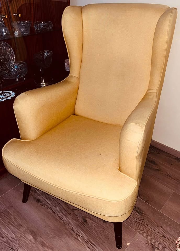 Žlté Kreslo IKEA