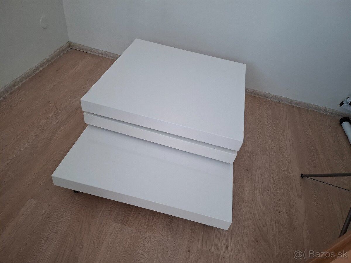 Konferenčný stolík