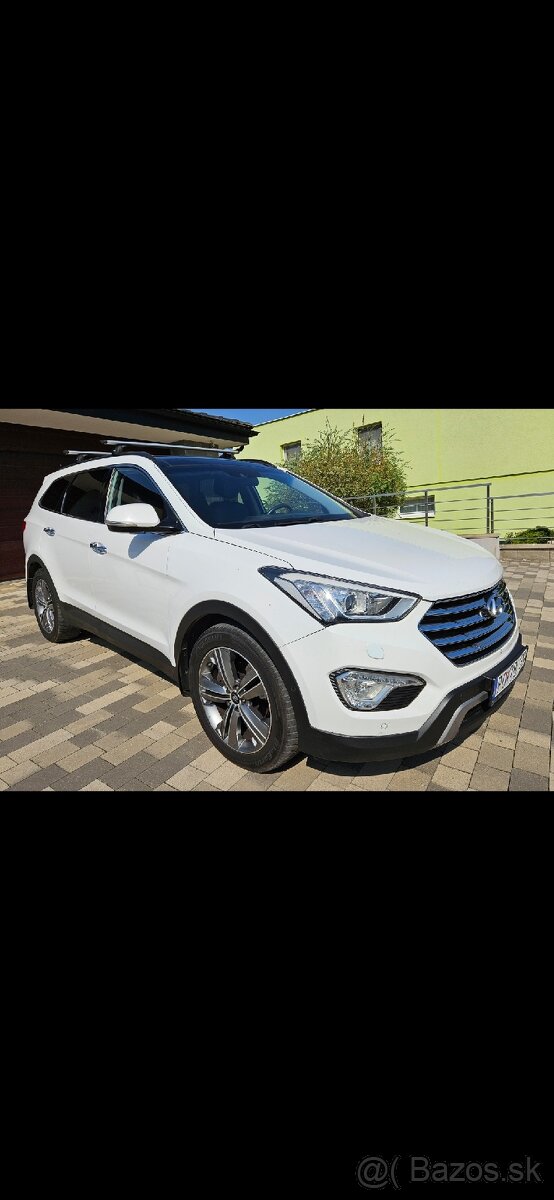 Hyundai Grand Santa Fe