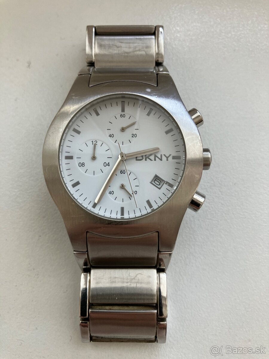 panske hodinky DKNY