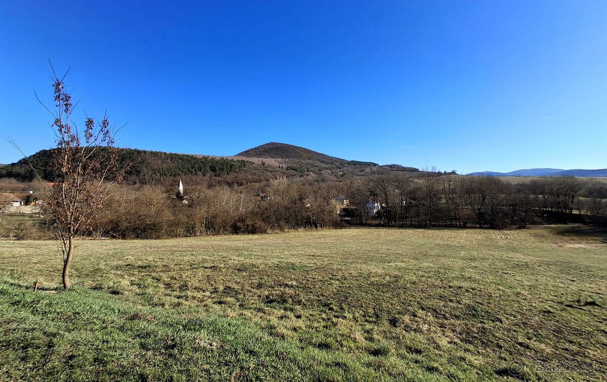 Pányok - stavebný pozemok 950m2 v Maďarsku 7min od Kechneca