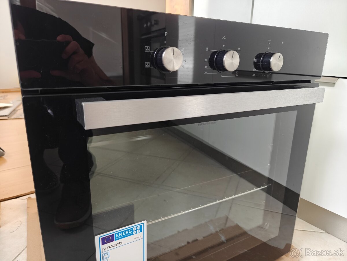 Nová el. vstavaná rúra Guzzanti GZ 8501A iba rozbalená