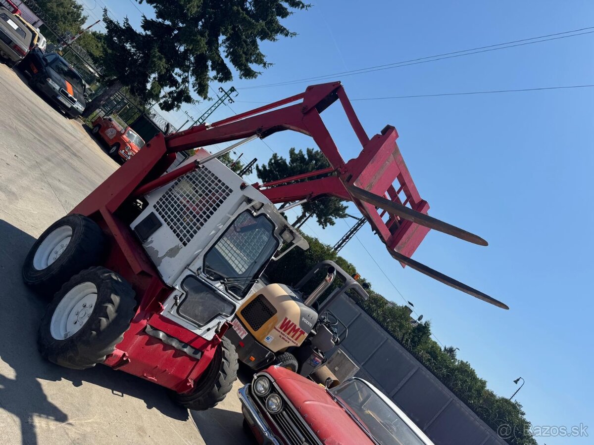 Šmykový nakladač Gehl lopata + vydli