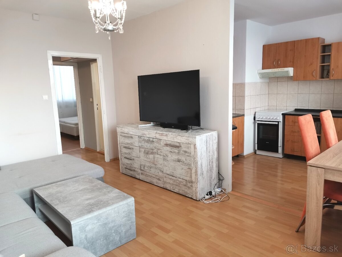 3 izb. byt, Clementisova, Dargovských Hrdinov