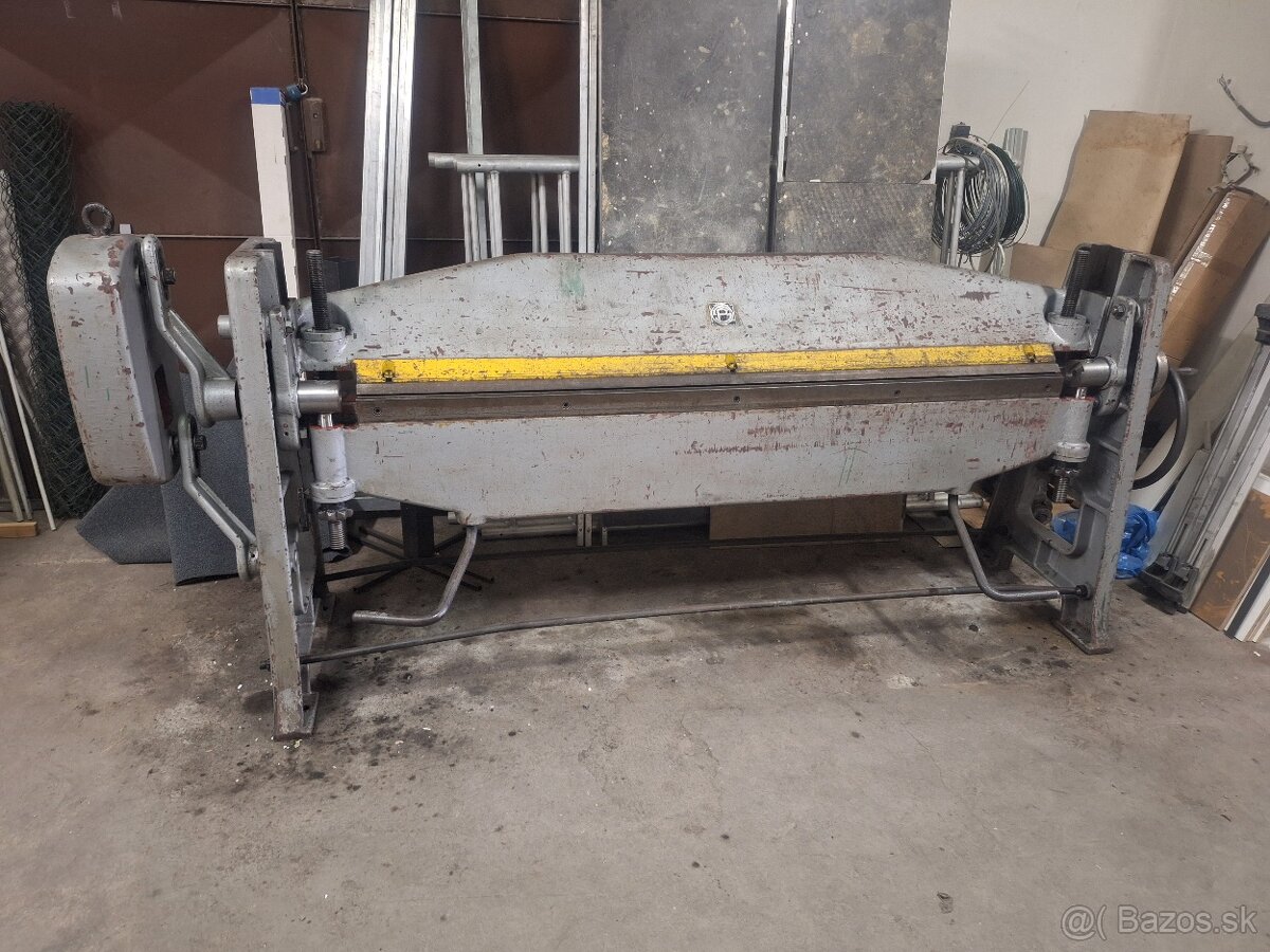 Predám ohýbačku 2000x4mm