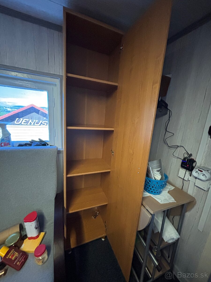 Skriňa