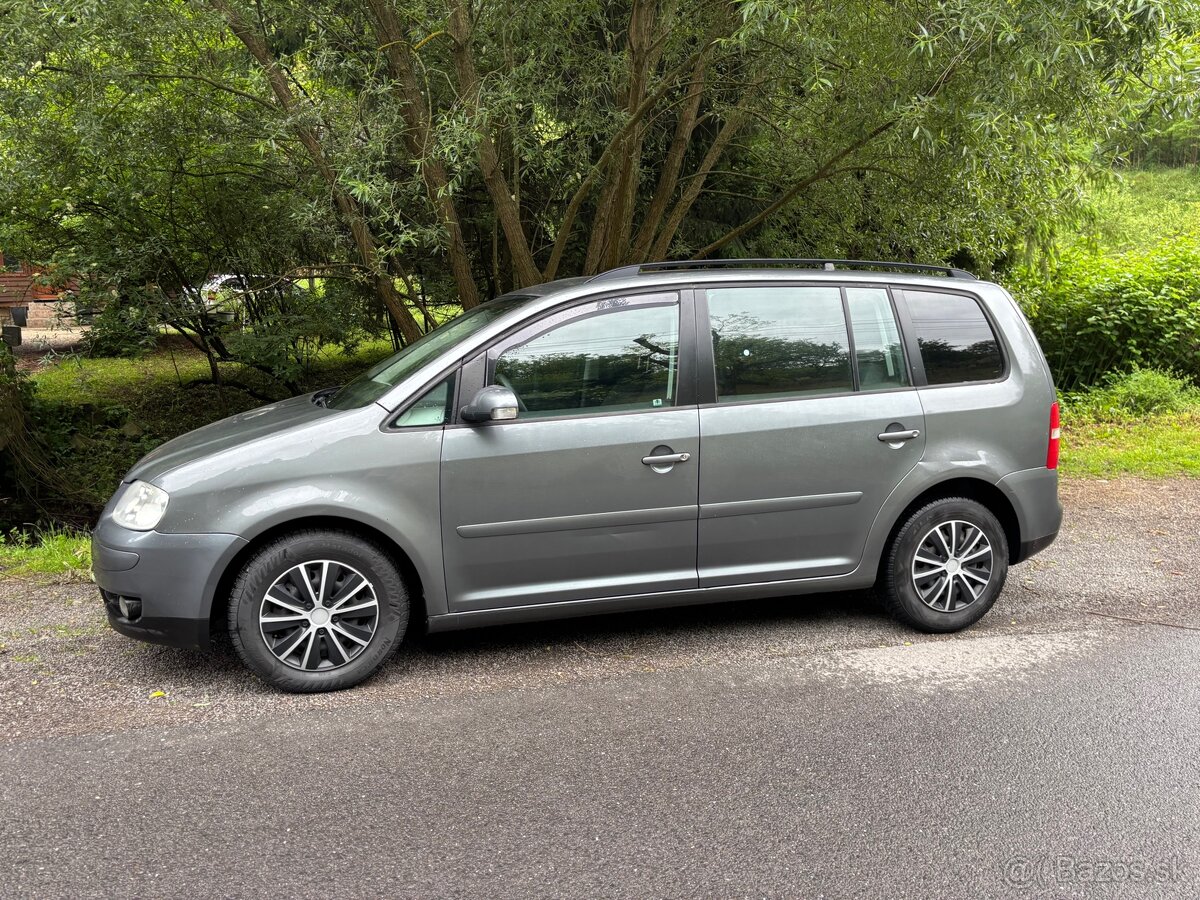Volkswagen Touran 2.0 TDI