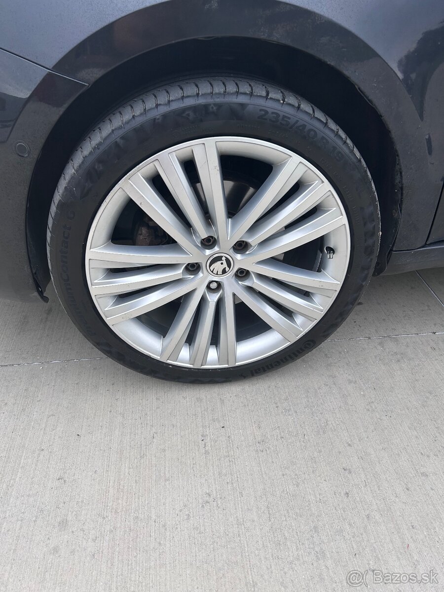 Škoda Sirius R19 5x112 8J ET44