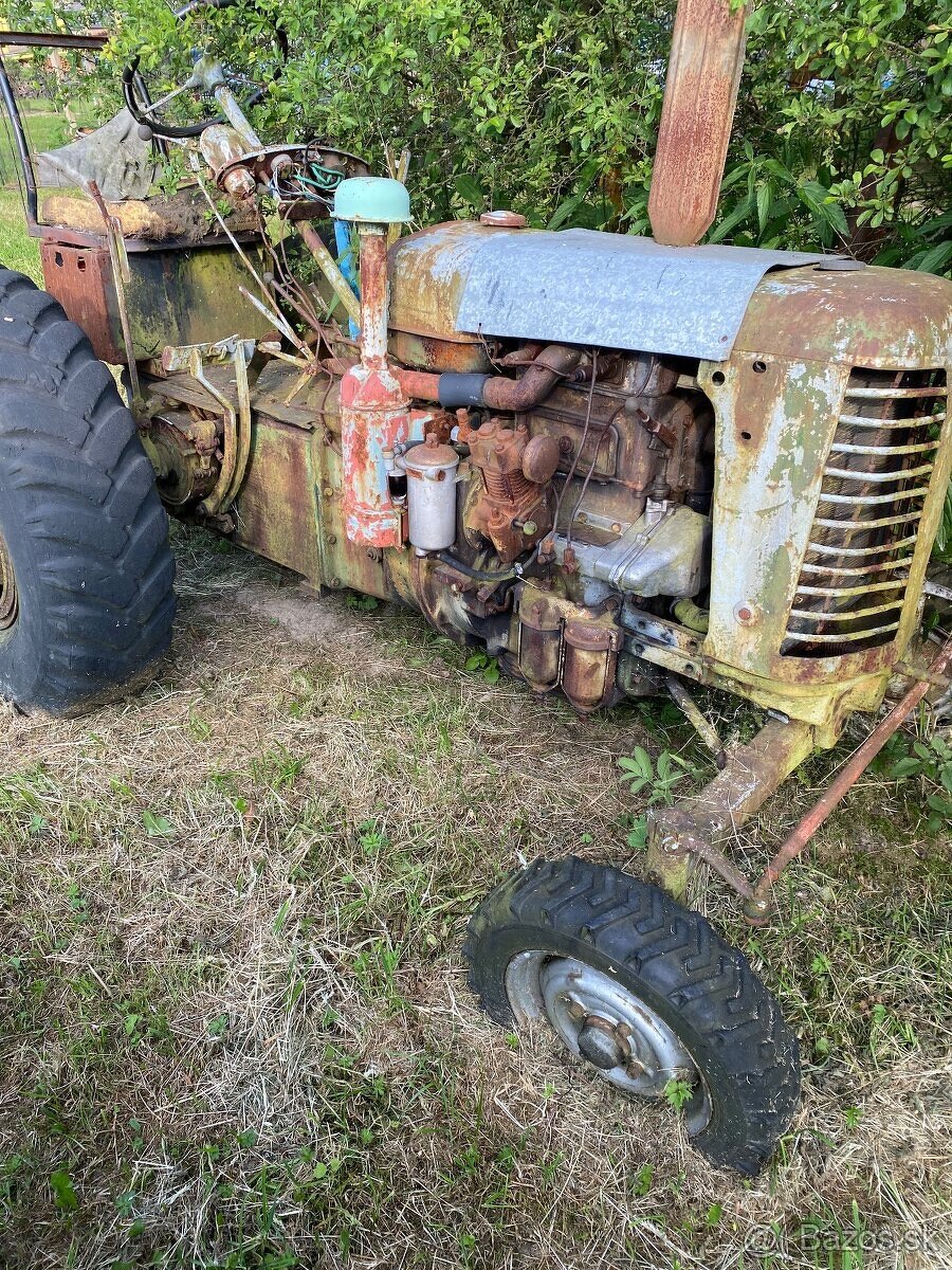 Zetor 25
