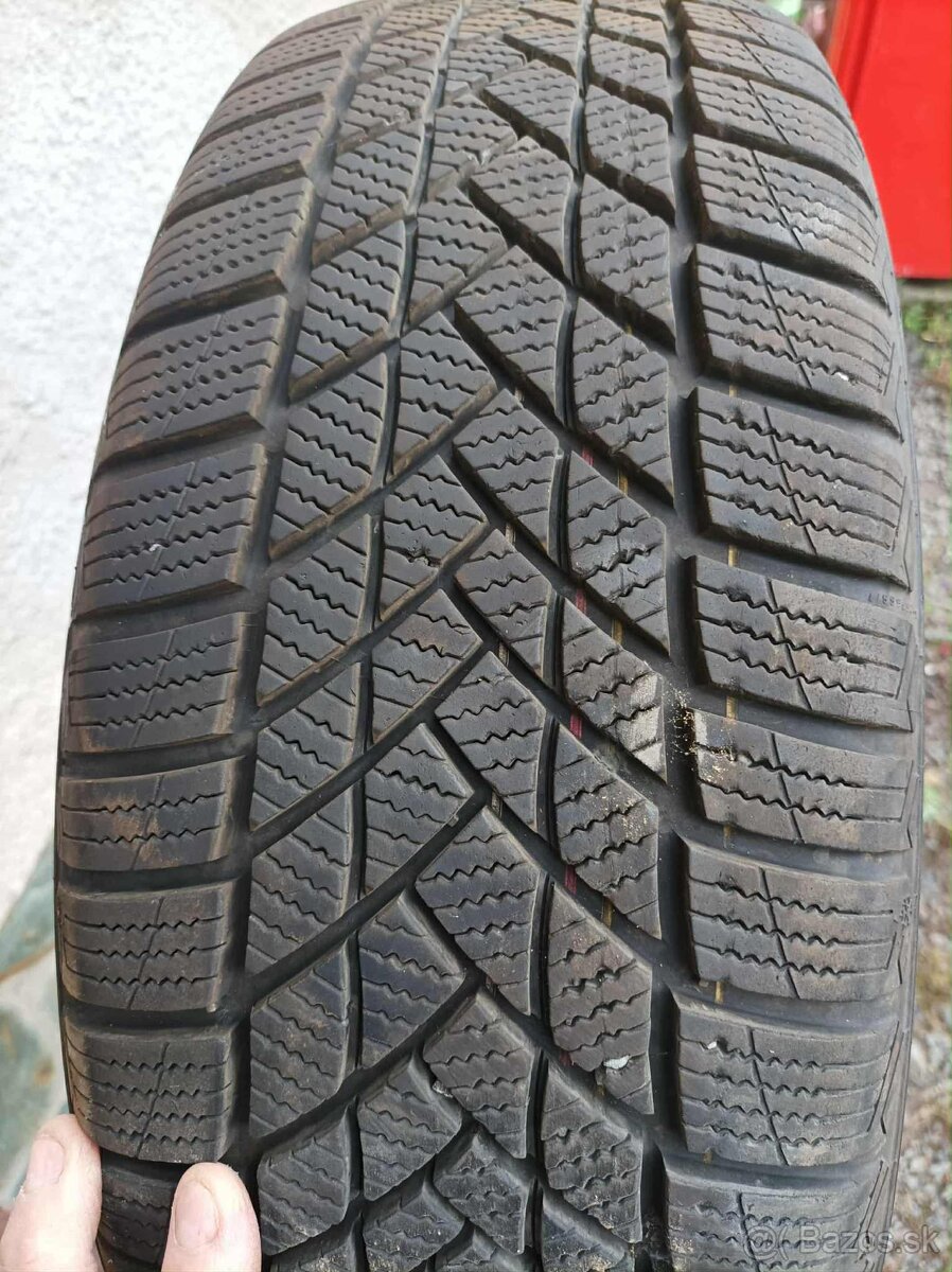 Zimne pneumatiky 205/55 R16