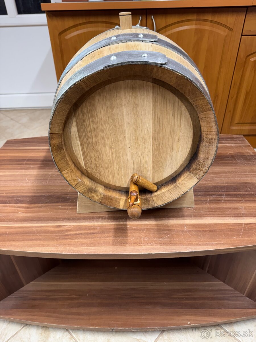 Dubový sud 20l