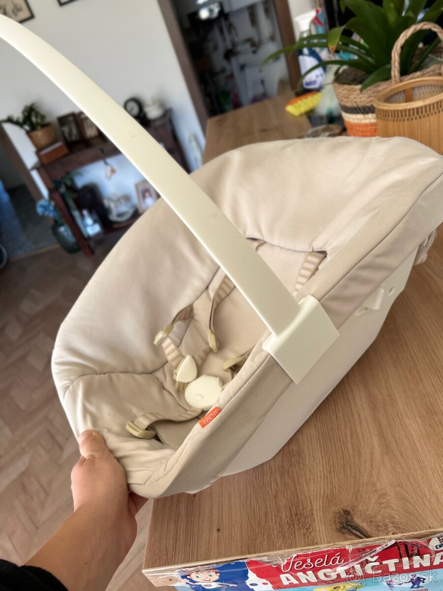 Stokke sedačka Newborn