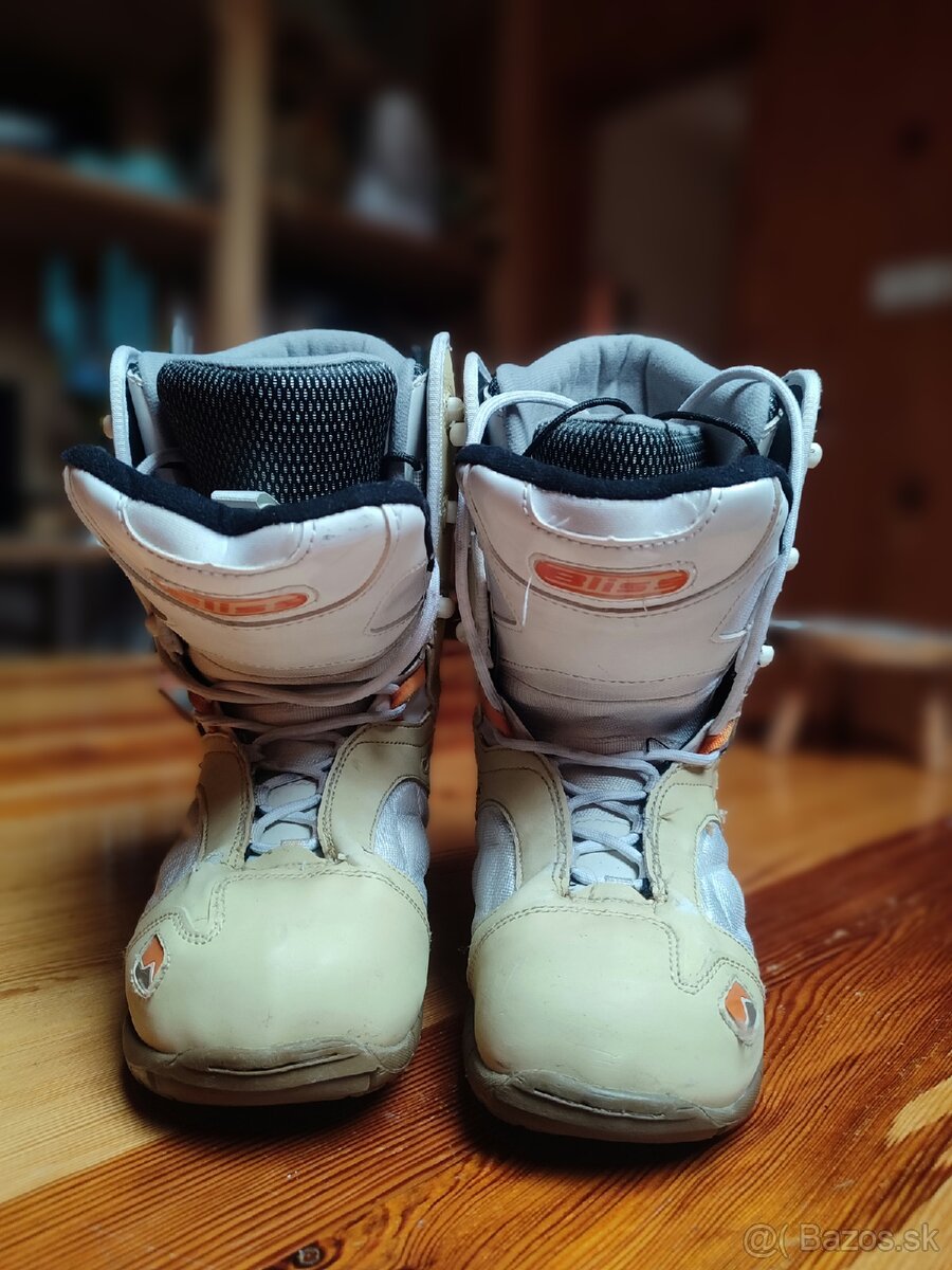 Snowboardové topánky 39