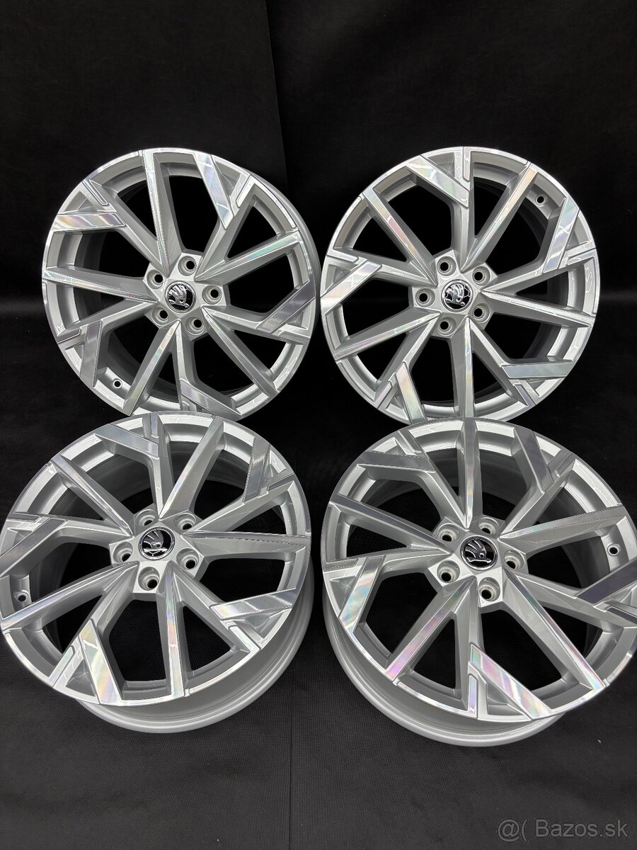 5x112 r18 octavia 4 cistonove disky Avior