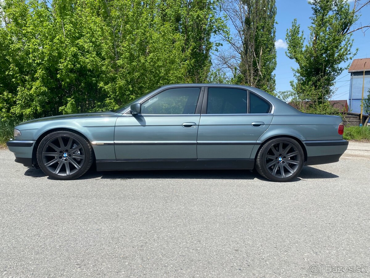BMW e38 730d individual