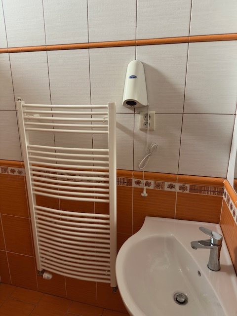 prenájom 1i bytu v bytovom dome