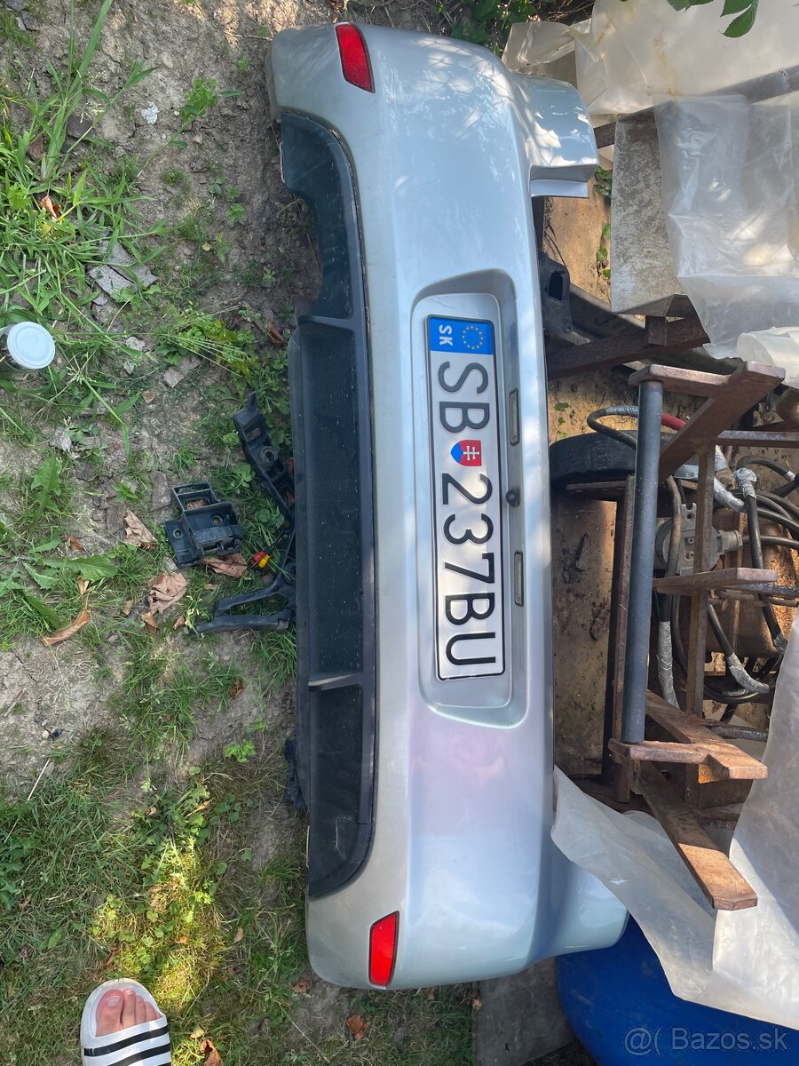 Zadný nárazník golf 6
