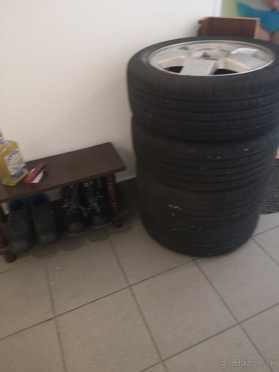 Predám