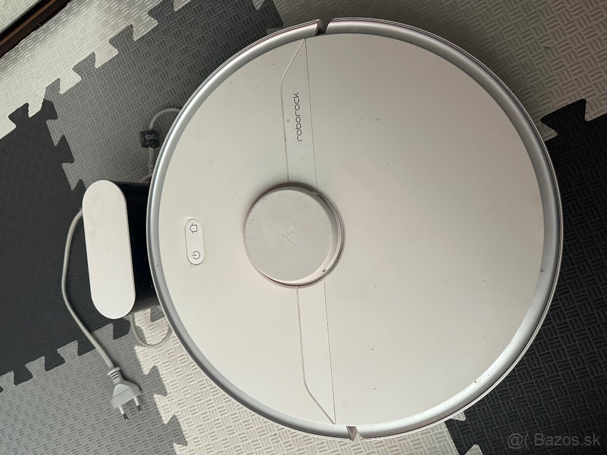 Predám robotický vysávač Roborock S6 – 100 €