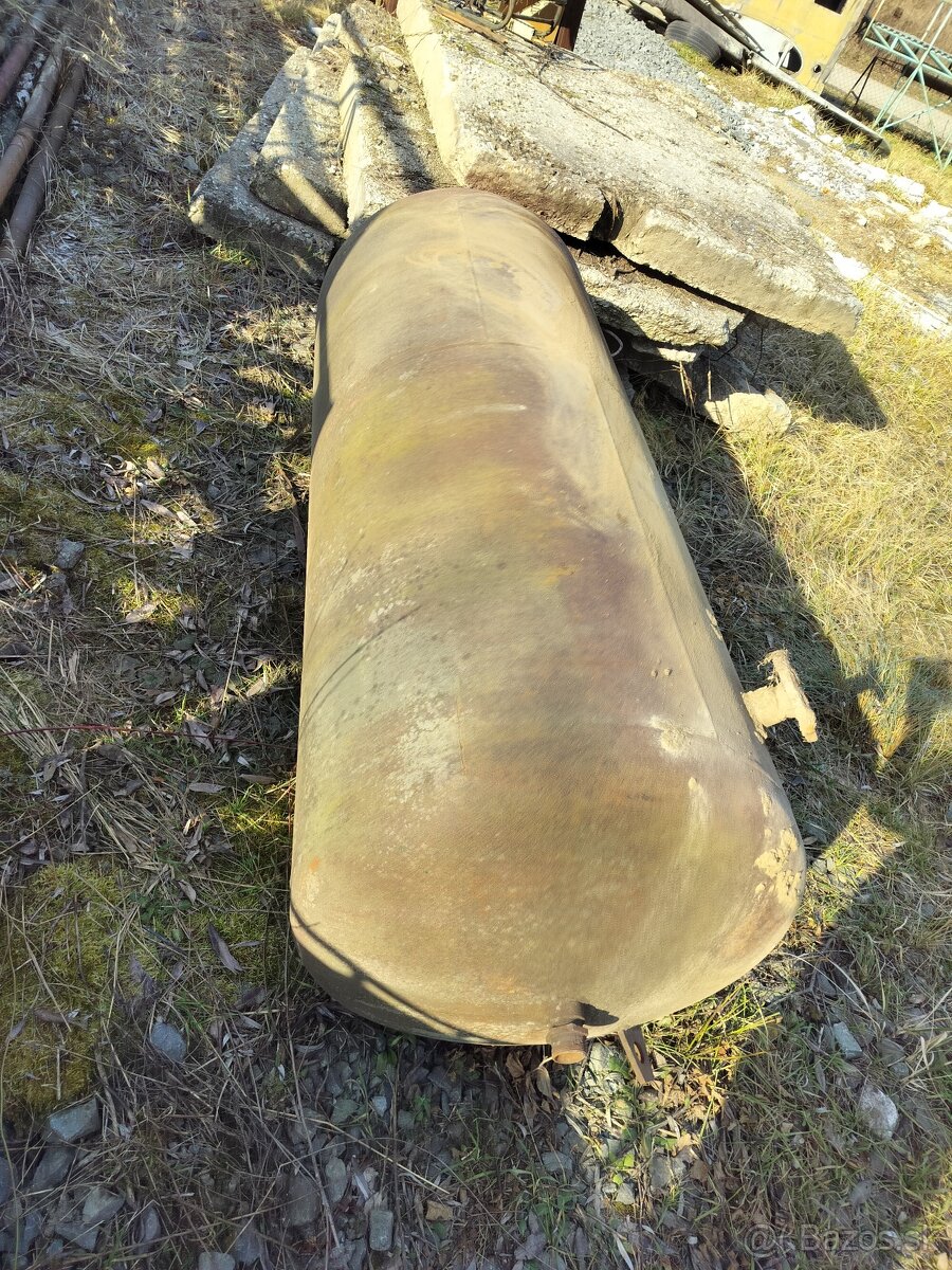 Tlaková nadoba