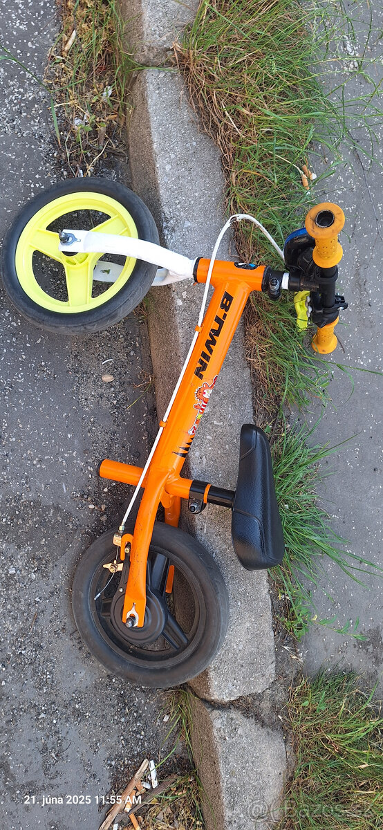 Odražadlo pre deti BTwin Runride 500