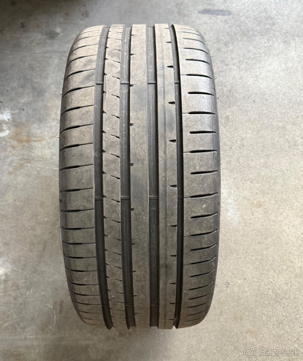 1KS 255/30 R20 Dunlop