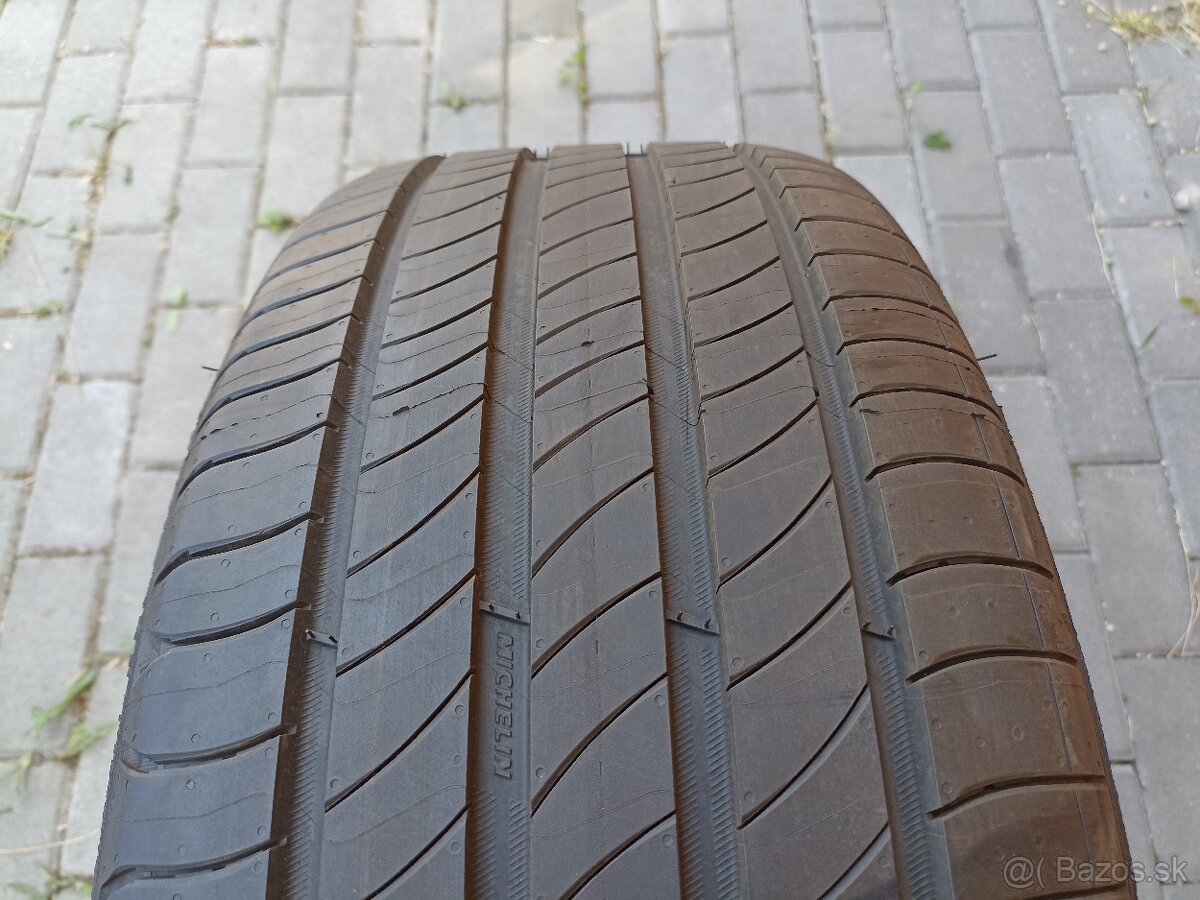 Letné pneu Michelin Primacy 4 235/50 R19 XL