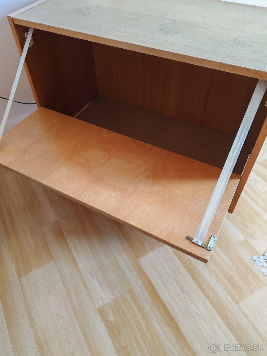 Retro periňák
