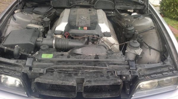 diely z motoru bmw m60 m62 motor kompletny,aj holy