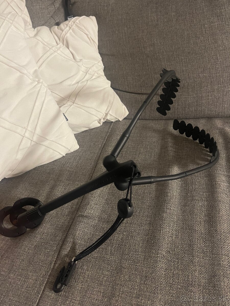 Popruh pre dychový nástroj / nákrčník