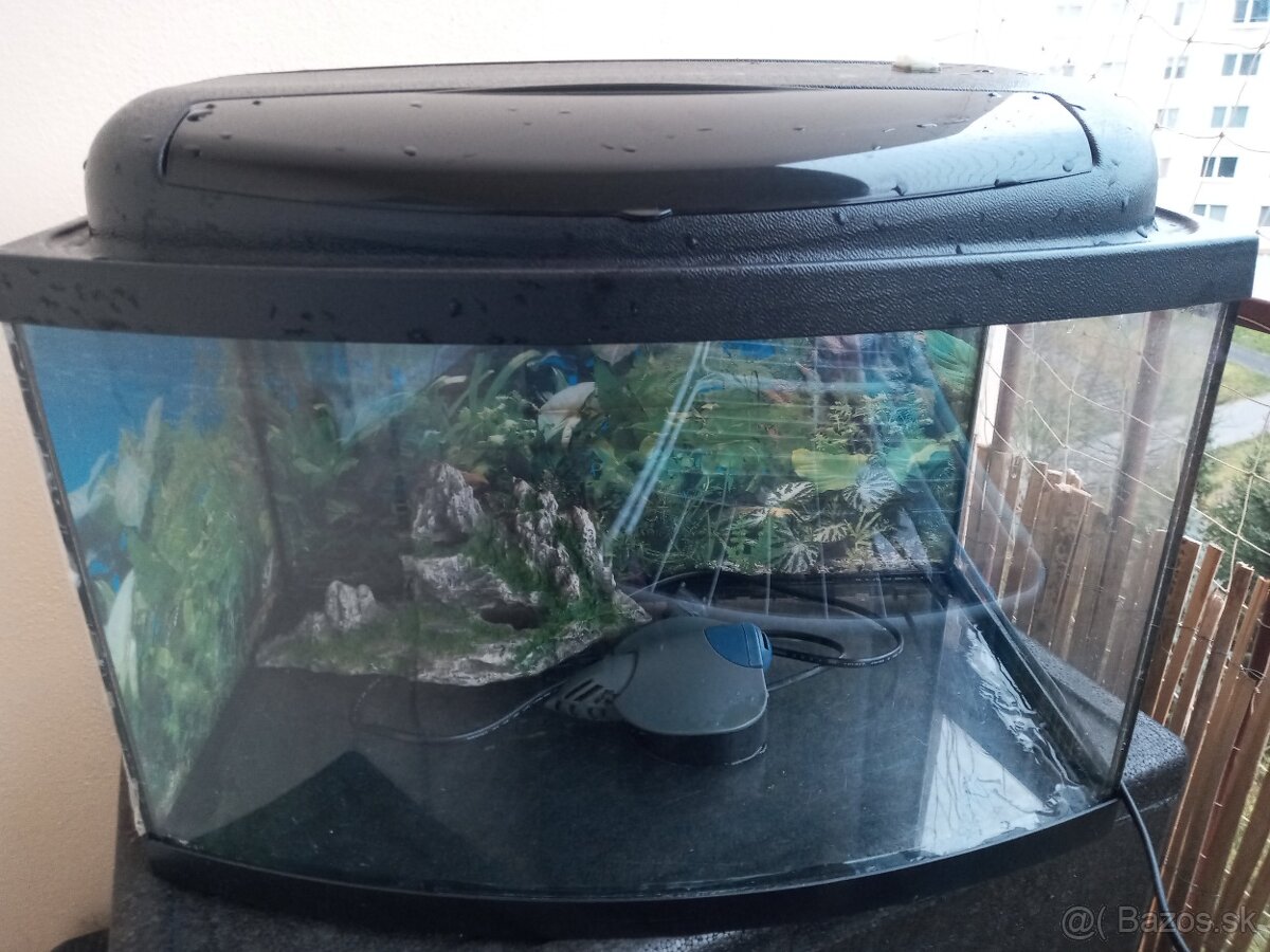 Predám Akvárium