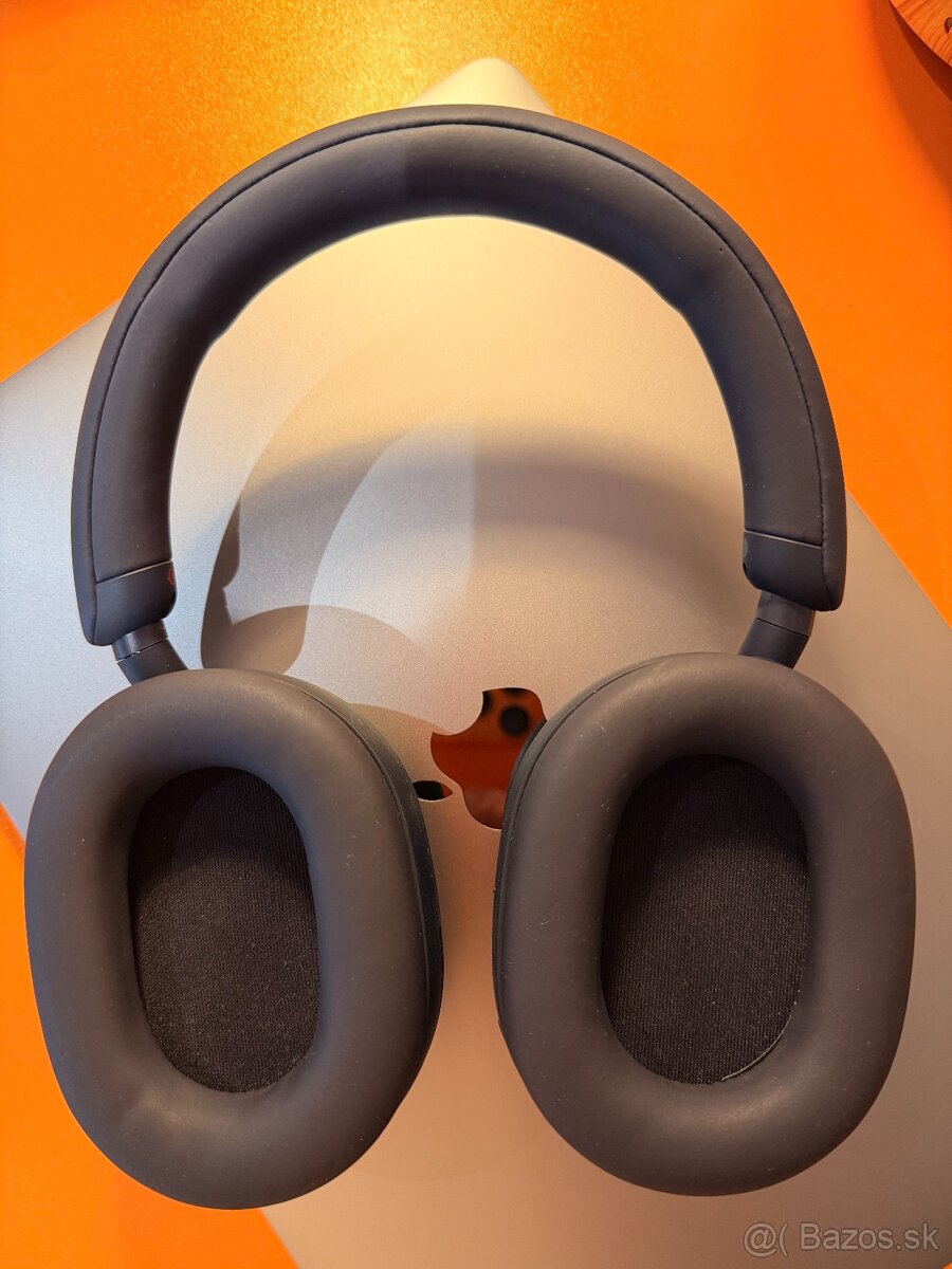 Predám Sony WH-1000XM5