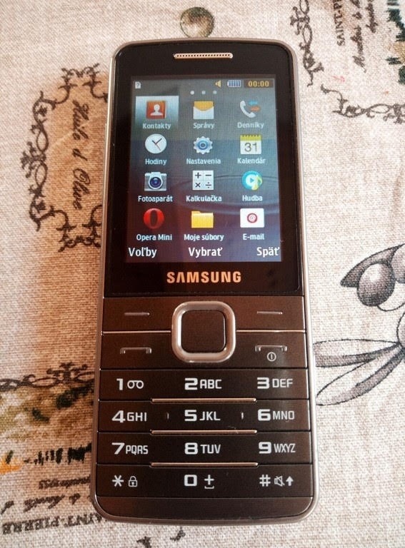 SAMSUNG GT-S5611