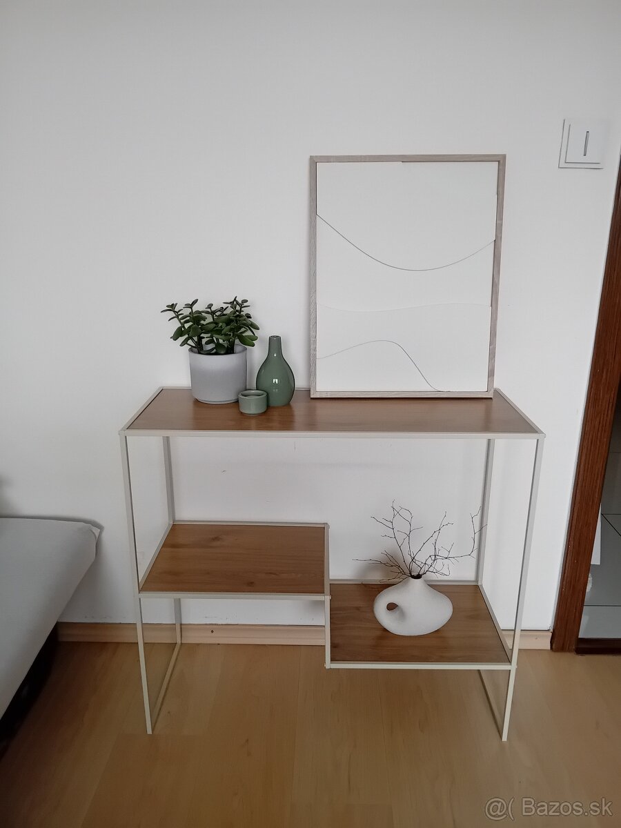 Nova krasna komoda/regal