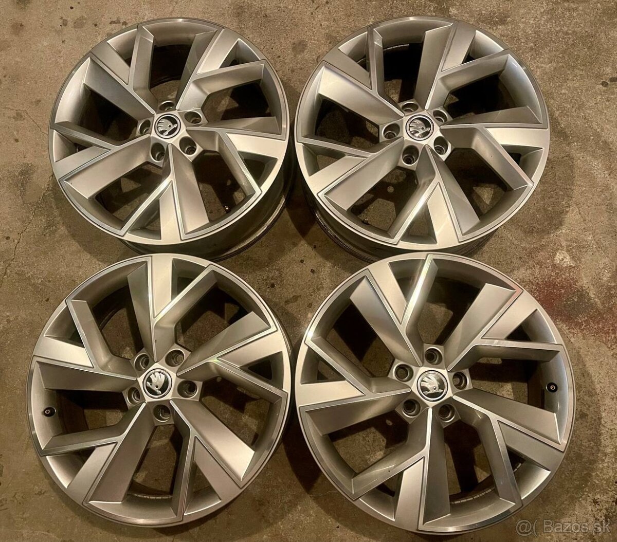 Škoda Triglav R19 7,0J x 19“ ET 43 ORIGINÁL