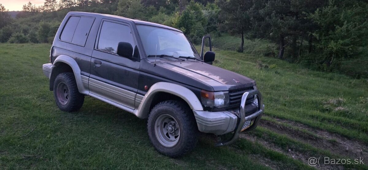 mitsubishi pajero