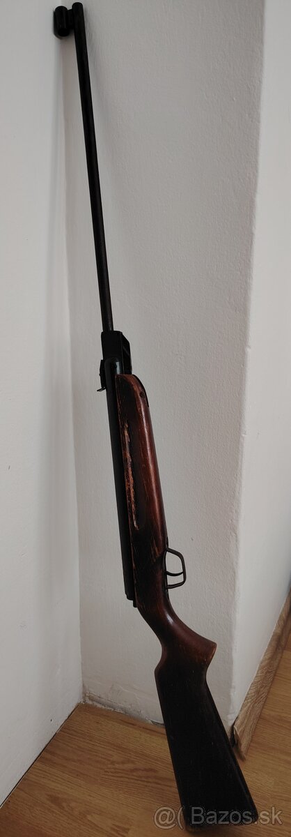 Vzduchovka slávia 630 model 77 s poistkou