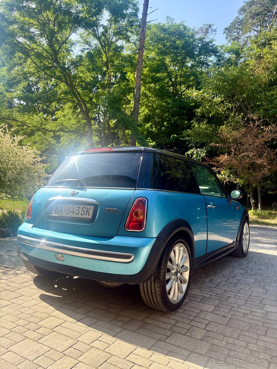 MINI COOPER ONE D R50