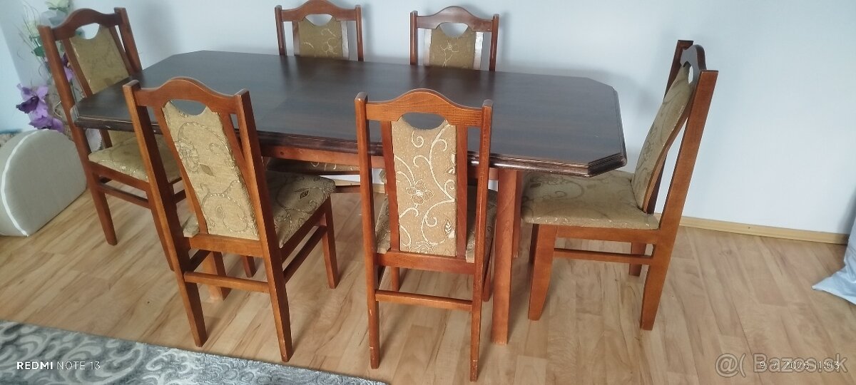 Jedálenský stôl+stoličky