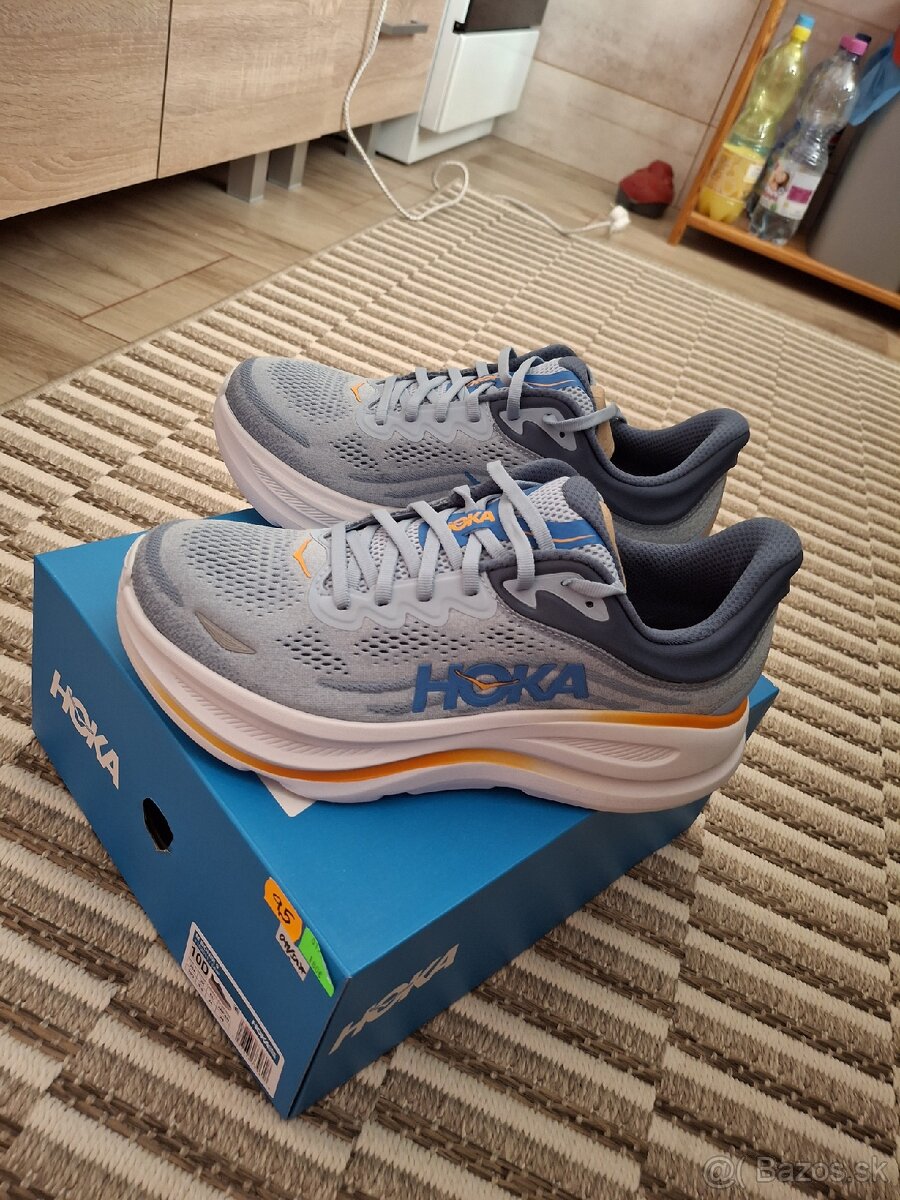 Hoka bondi 9