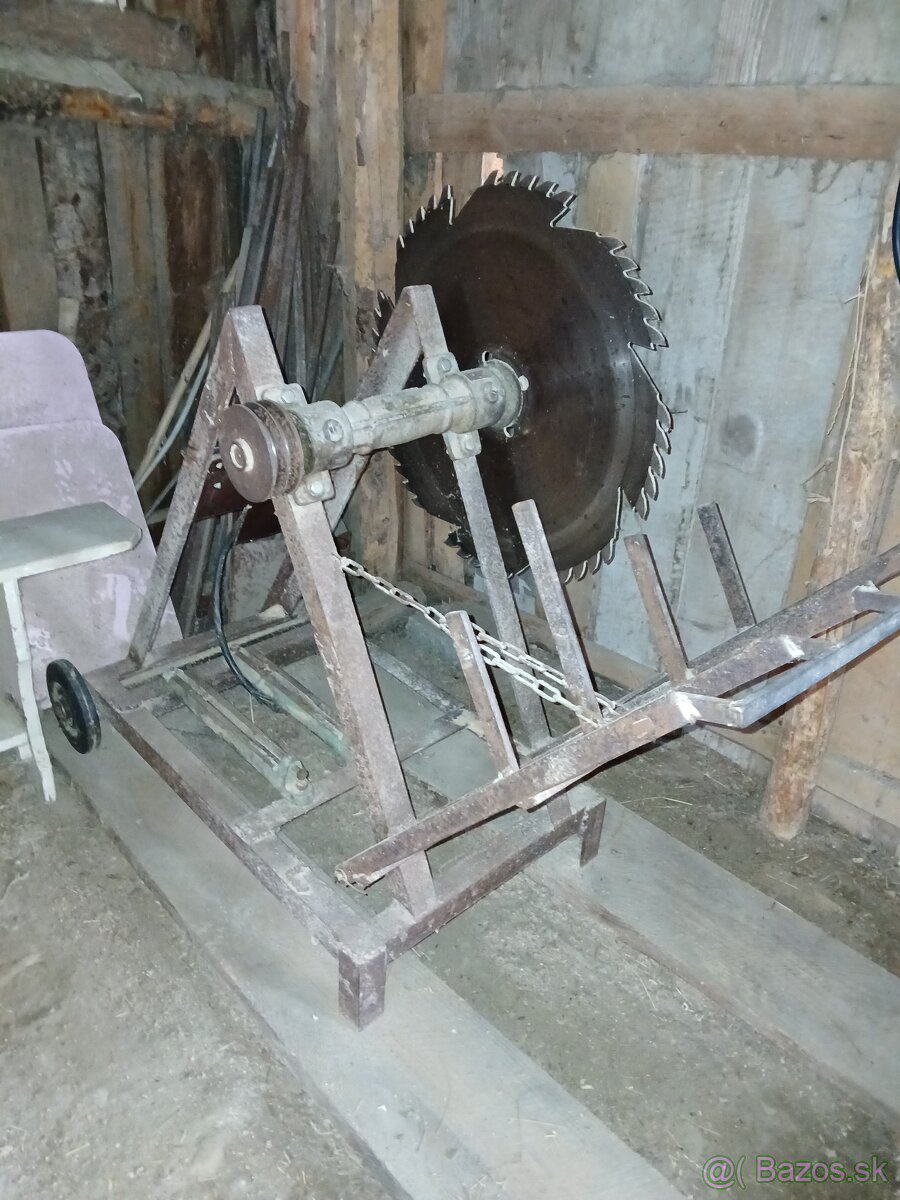 Cirkulár kolískový