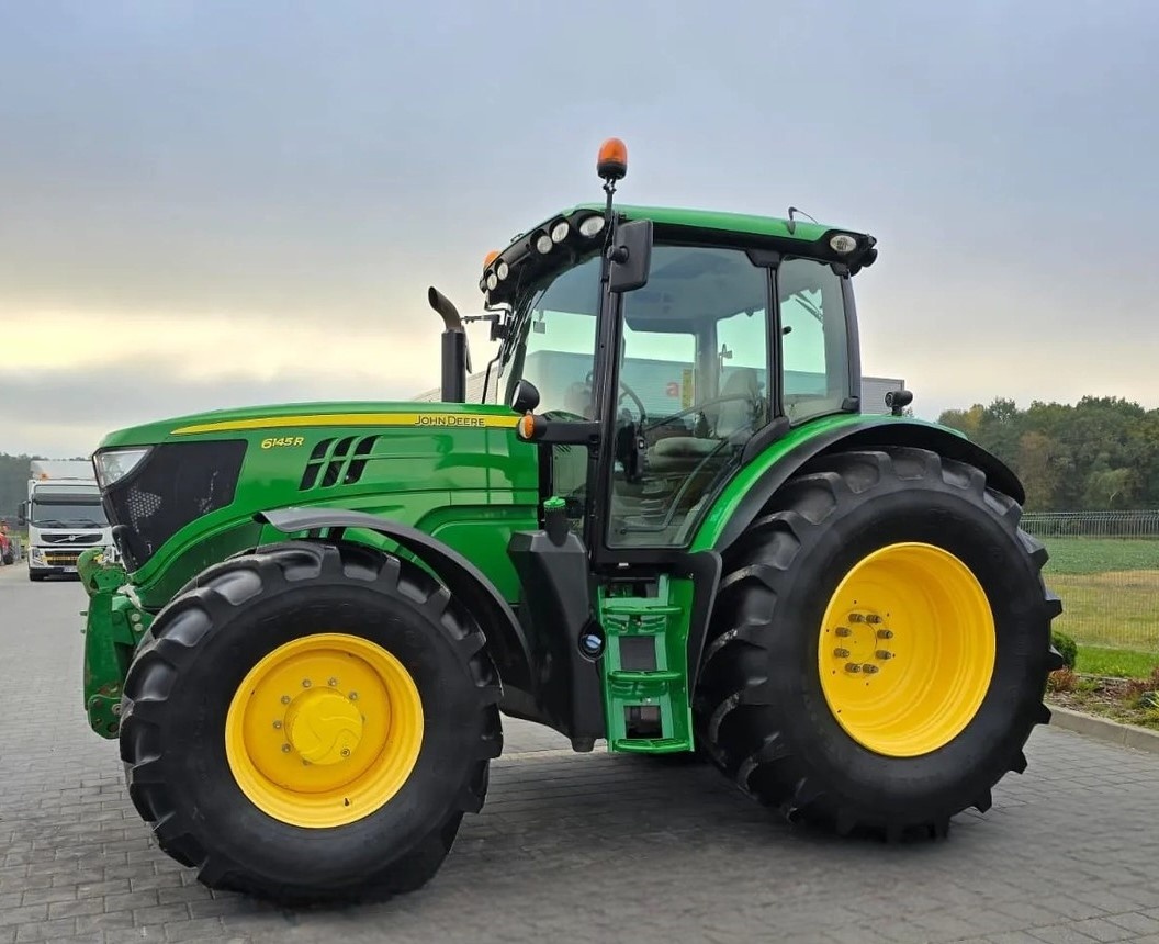JOHN DEERE 6145R PREMIUM