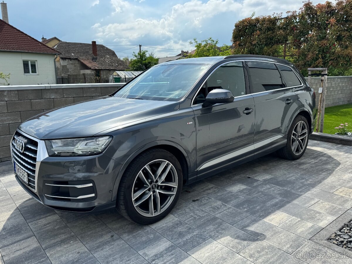 Audi Q7 S-line