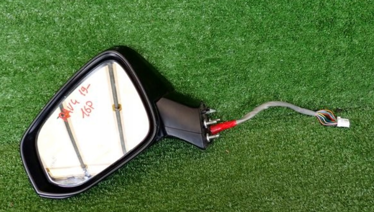 toyota rav4 zrkadlo 16 pin 2019+