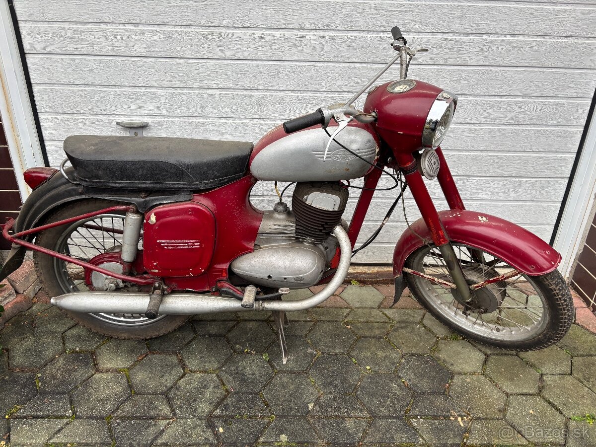 Jawa 250 sport