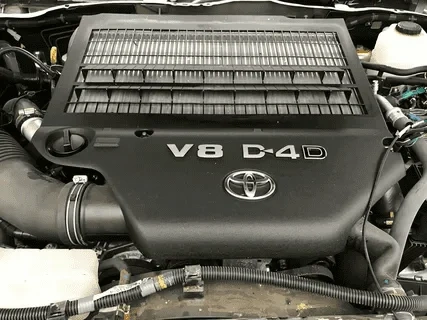 Predam komponenty z motora TOYOTA 1VD-FTV