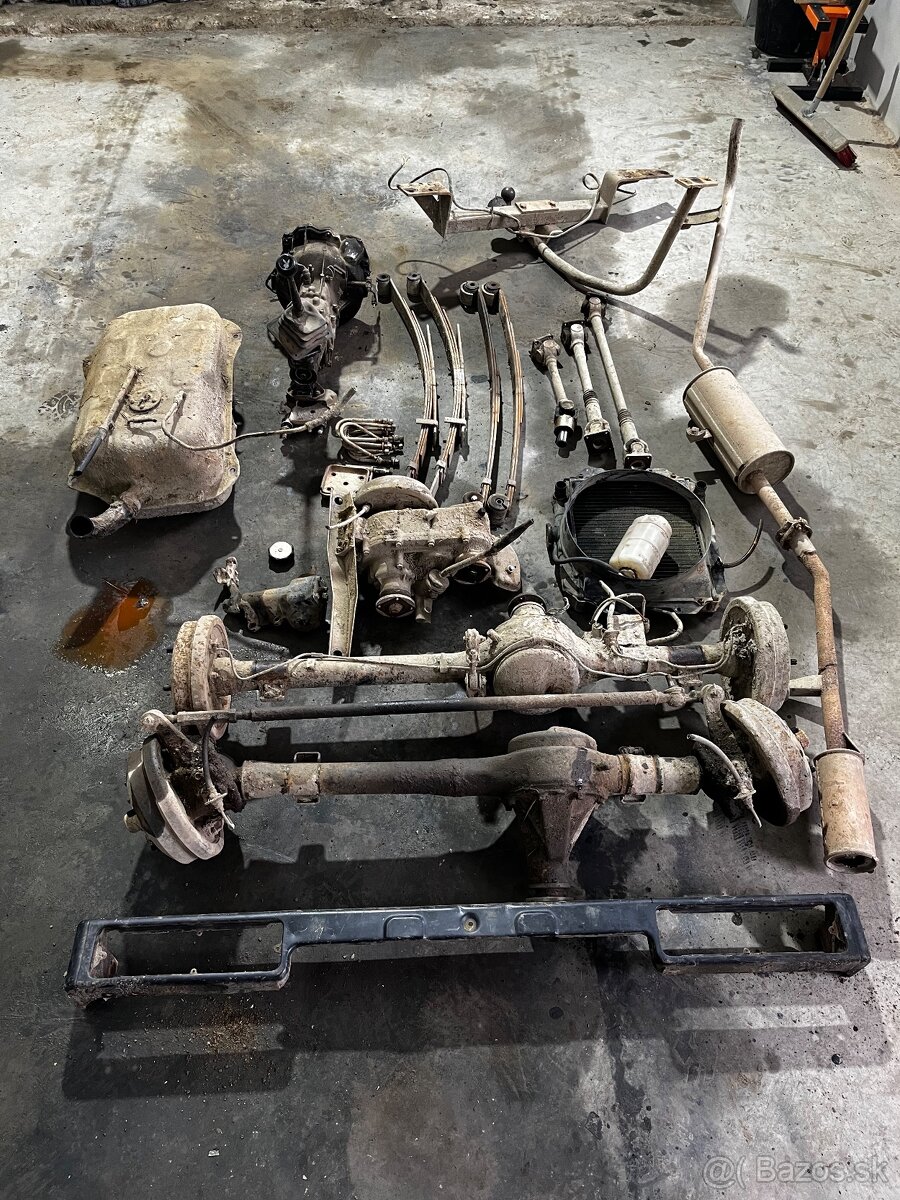 Predám diely Suzuki Samurai 1.0 1.3