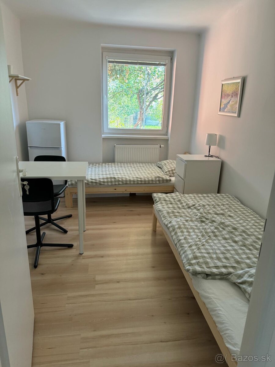 Izba pre 2 osoby: Ubytovanie Centrum - v centre mesta Sereď