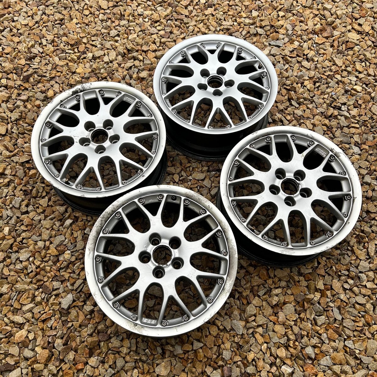 Predam elektrony BBS RS771