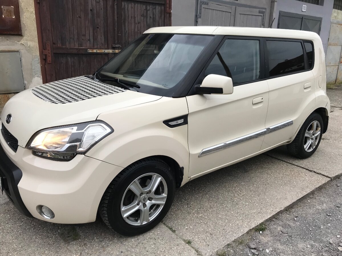 KIA Soul 1.6 CRDI Diesel 94Kw 5-st Manual Rok výroby 2010